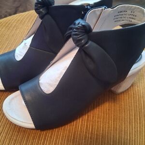 Knot-Front Black Open-Toe Slingback Heels